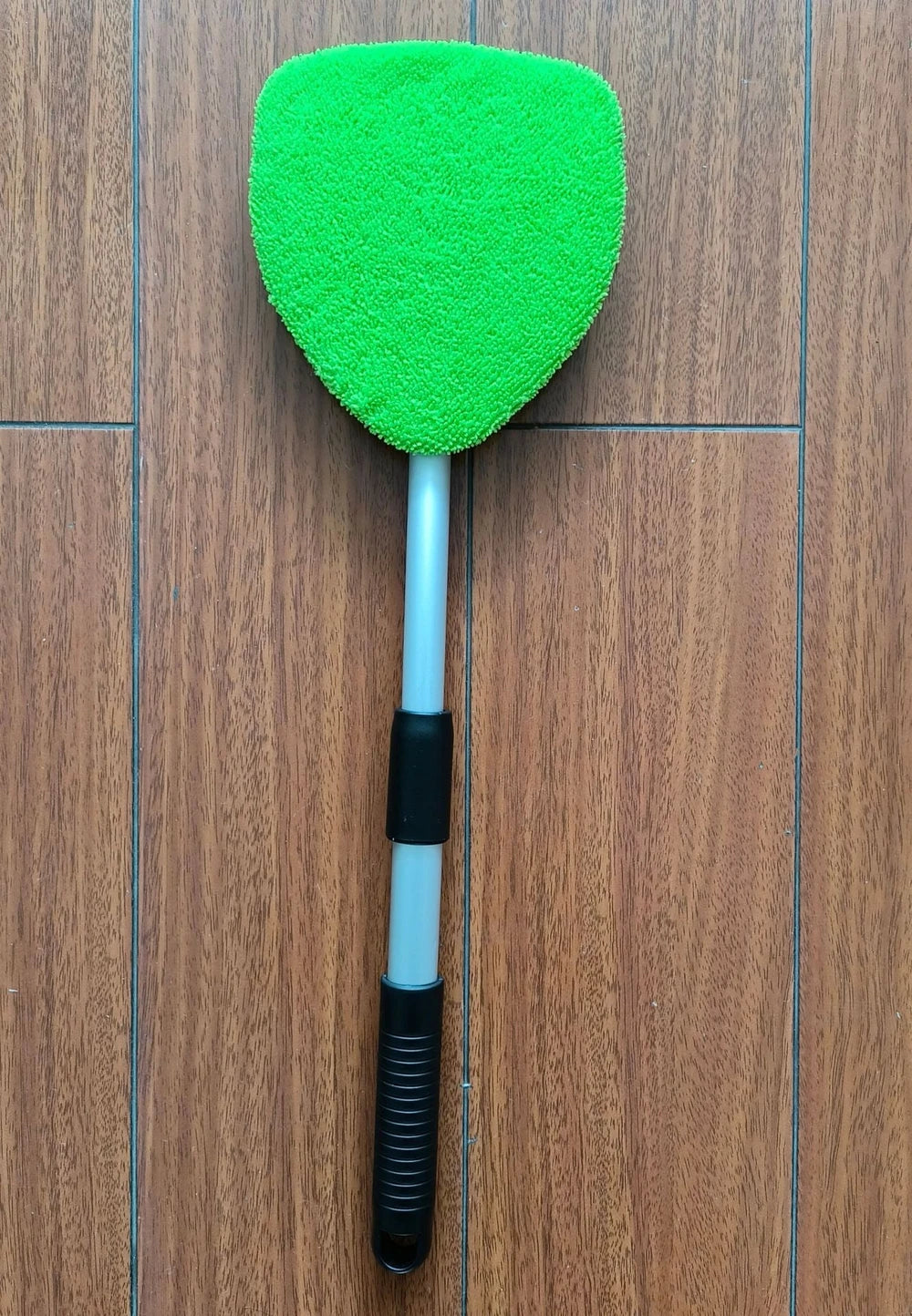 Telescopic Car Windshield Cleaning Brush
